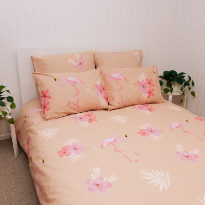 14402_flamingo_beezil.jpg
